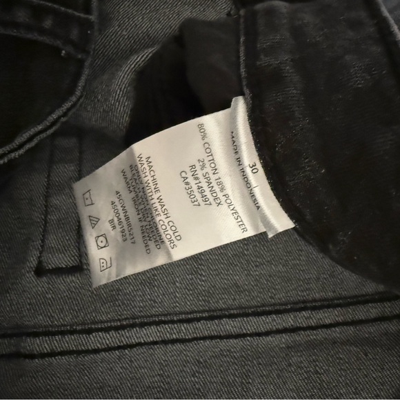 Joe's Jeans Molly High Rise Jeans - Picture 11 of 16
